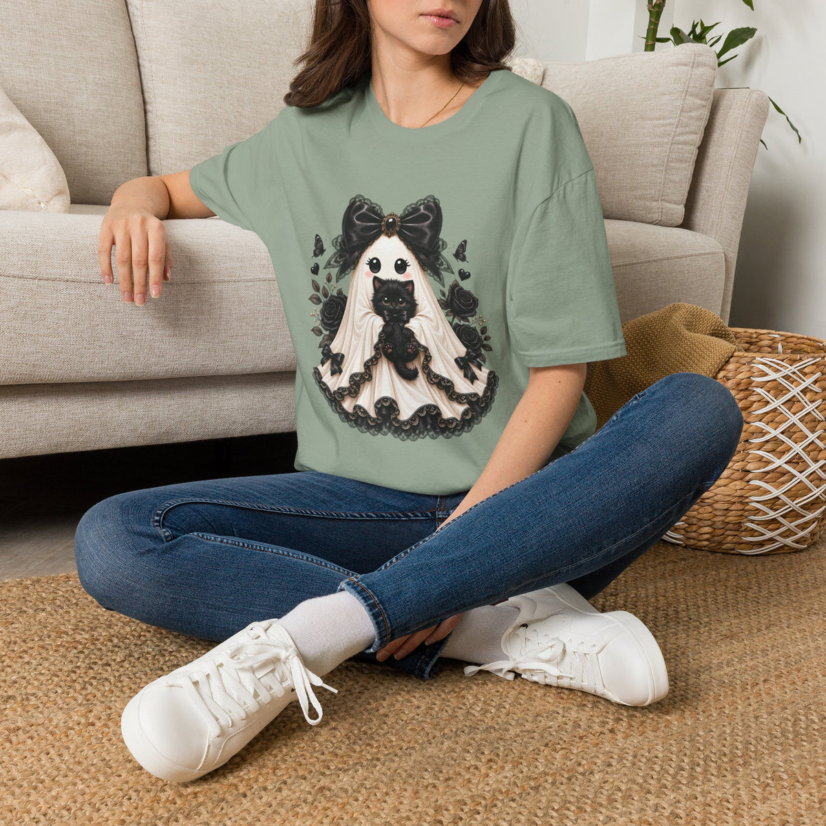 Lace Kitten Ghost Tee - Gildan
