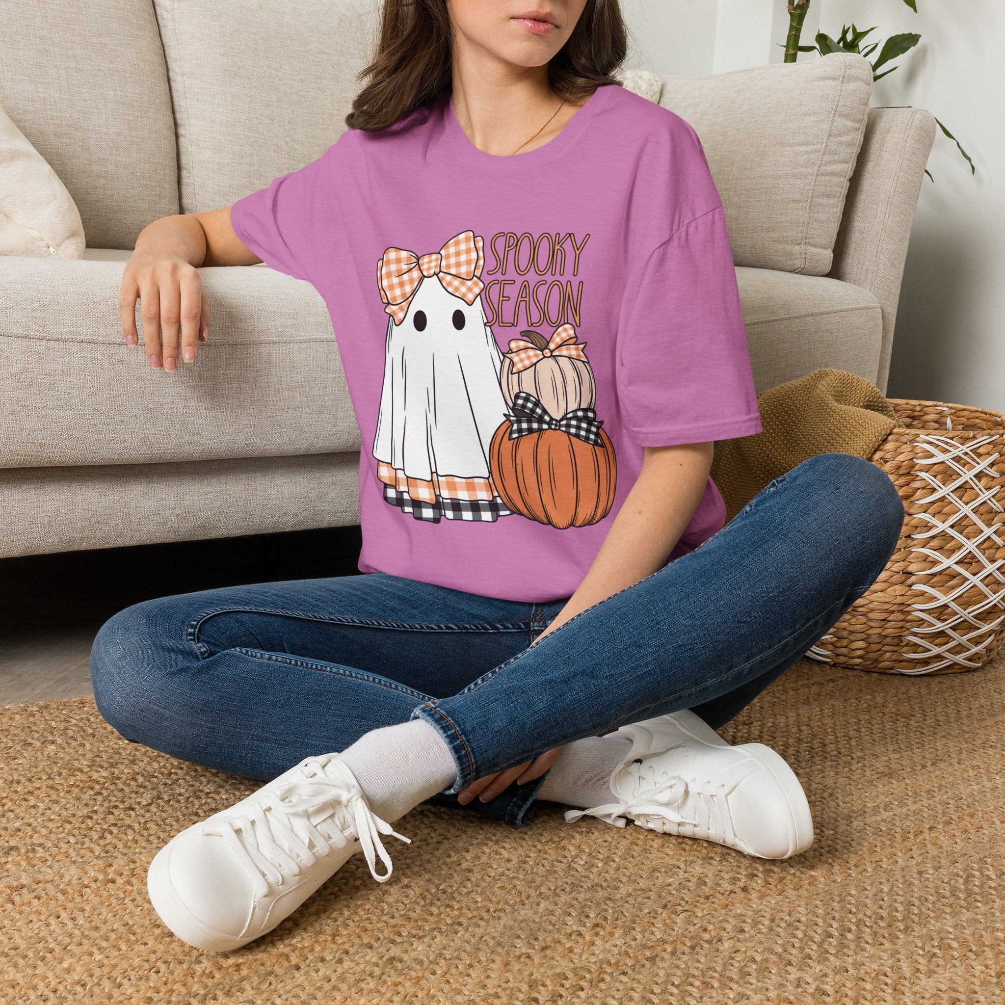 The Bow Ghost Tee - Gildan