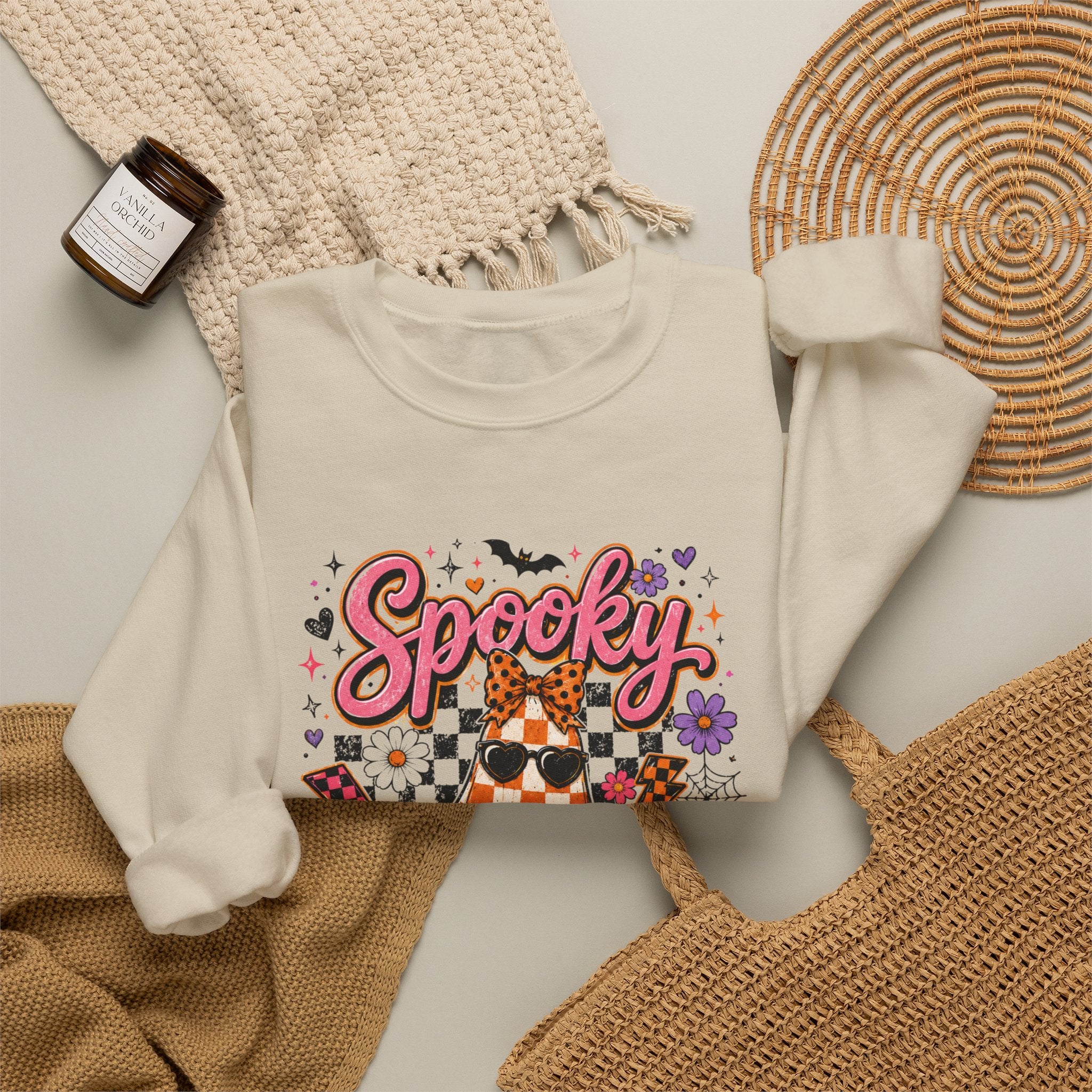 Spooky Mama Sweatshirt - Gildan