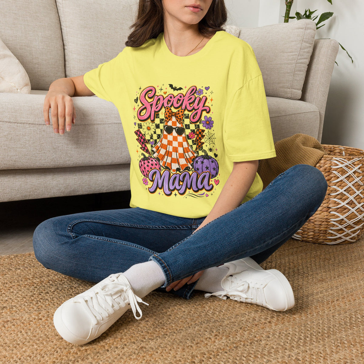 Spooky Mama Tee - Gildan
