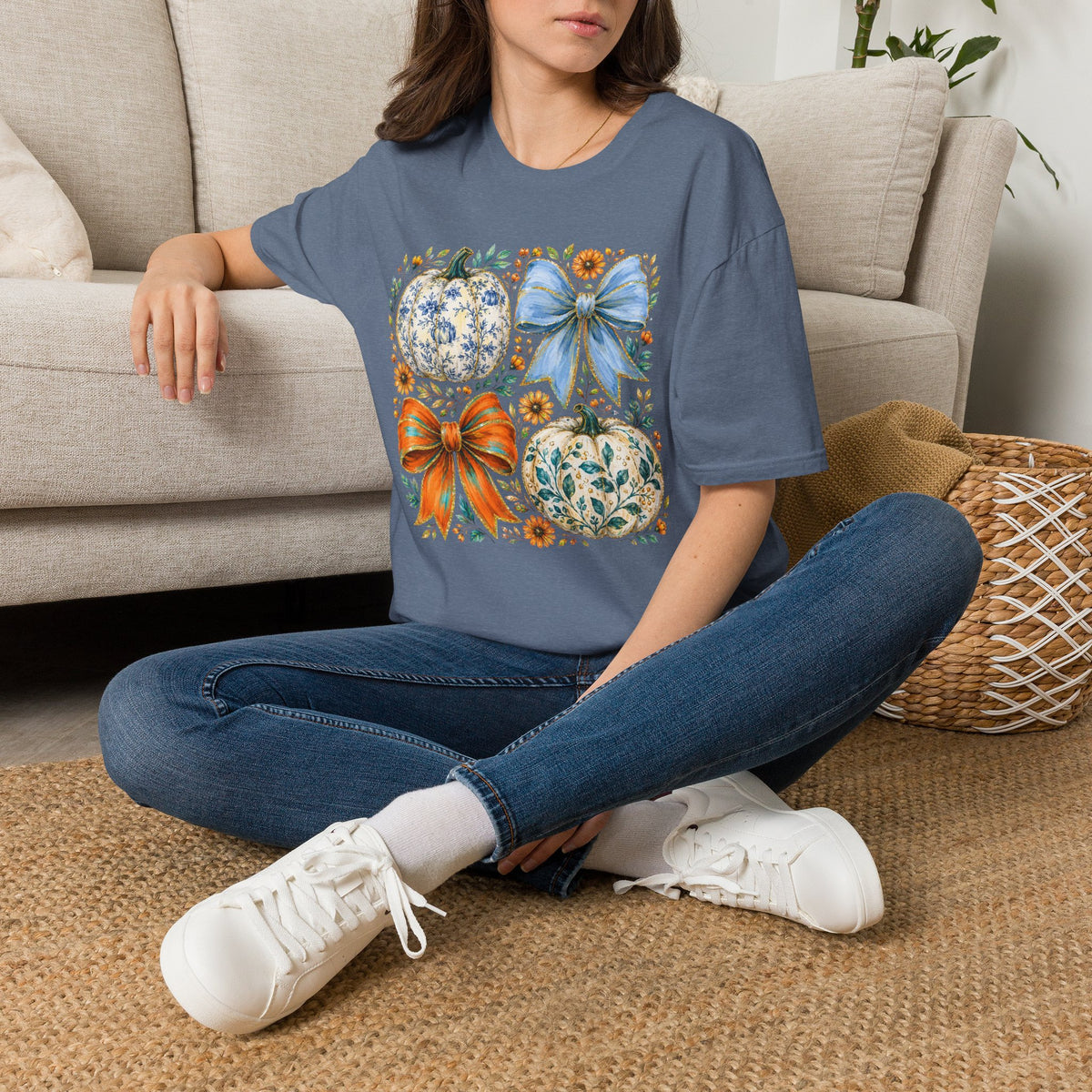 Pumpkin Bows Tee - Gildan