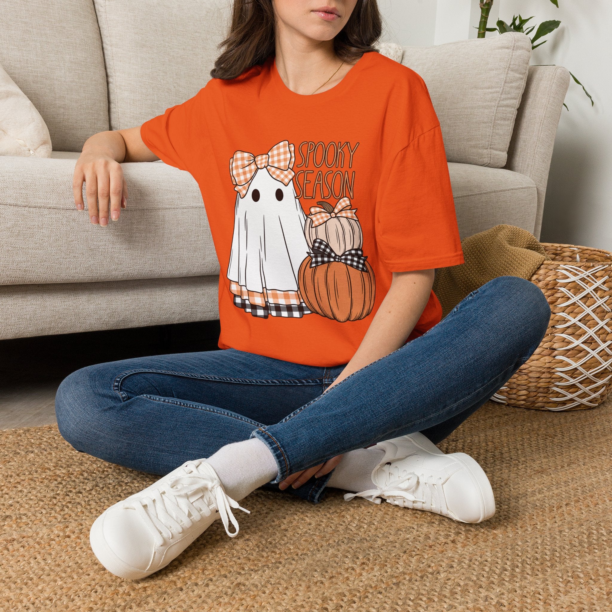 The Bow Ghost Tee - Gildan