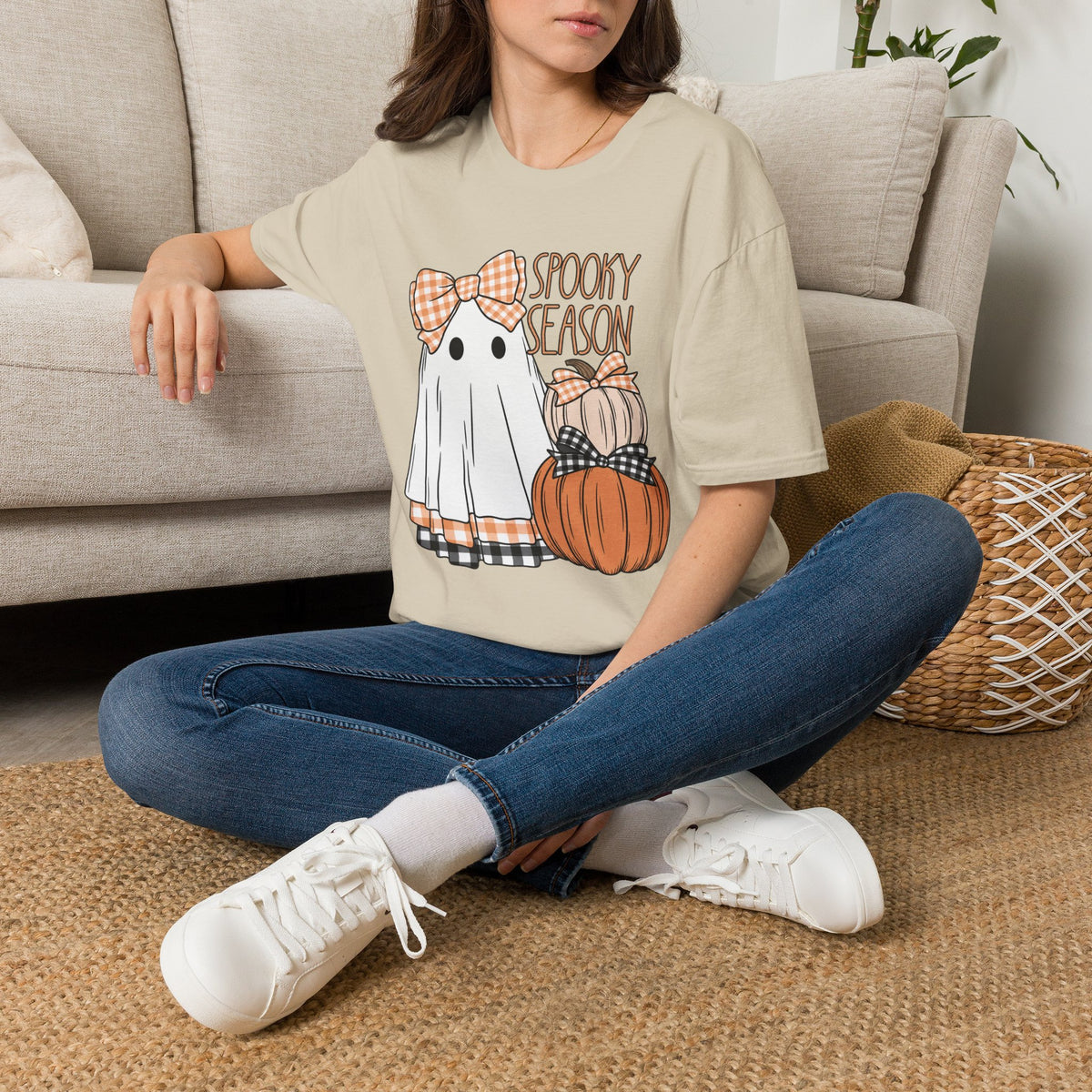 The Bow Ghost Tee - Gildan