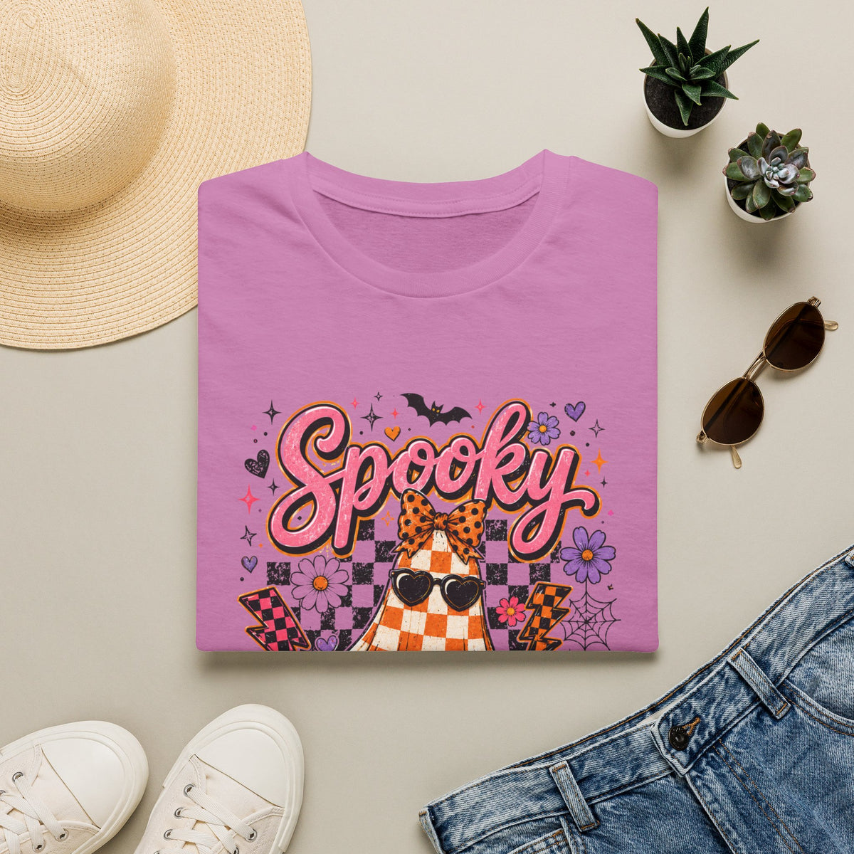 Spooky Mama Tee - Gildan