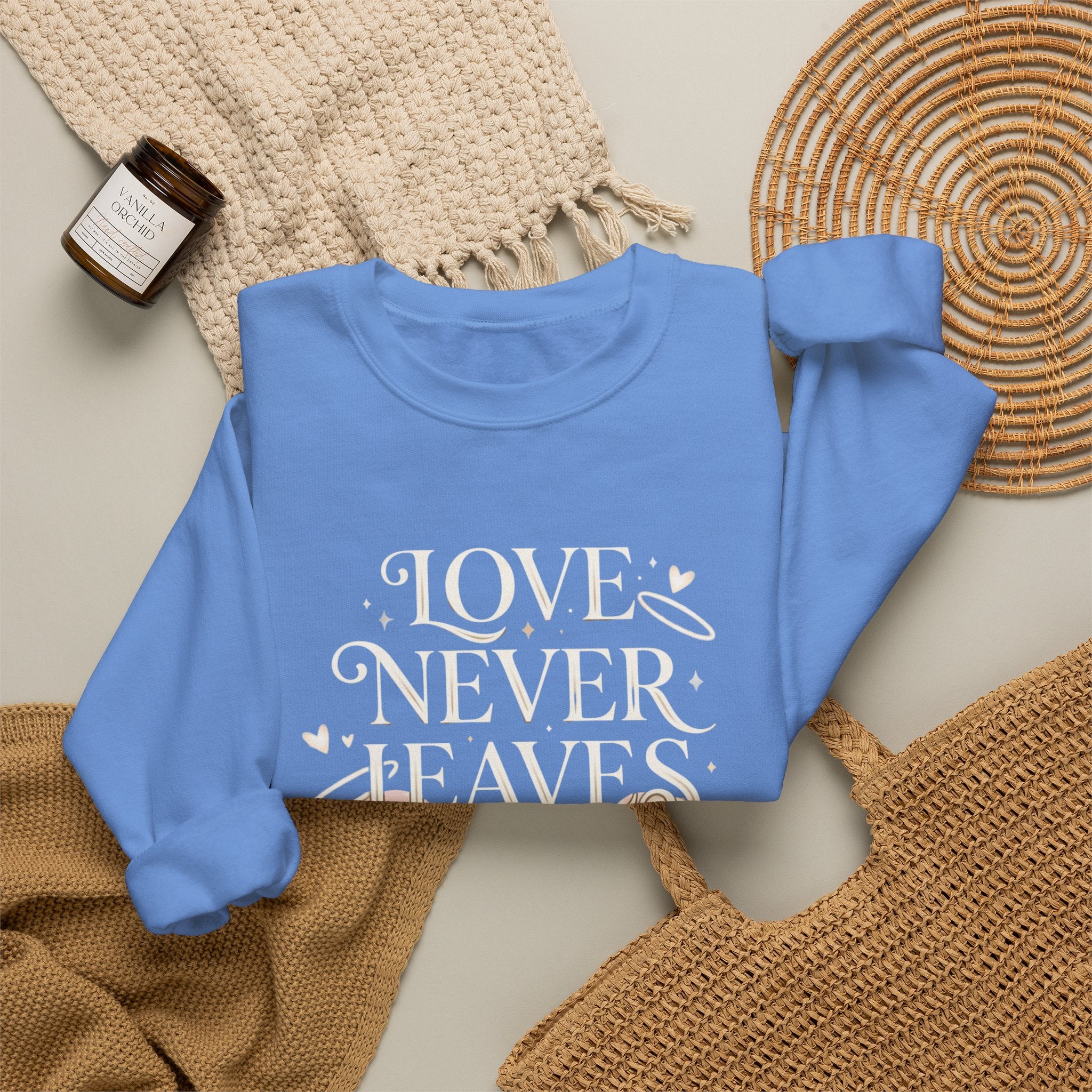 Love Never Leaves Sweatshirt - Gildan