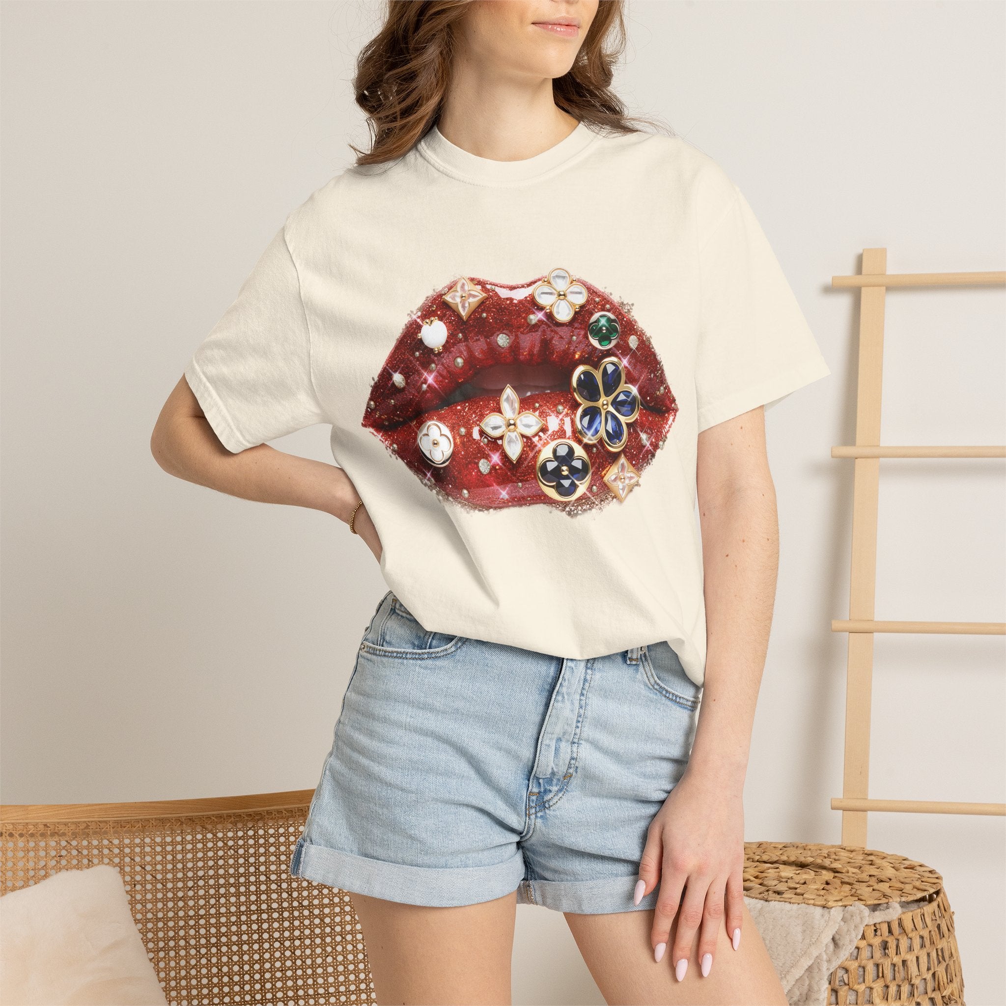 Jewel Lips Tee - Comfort Colors