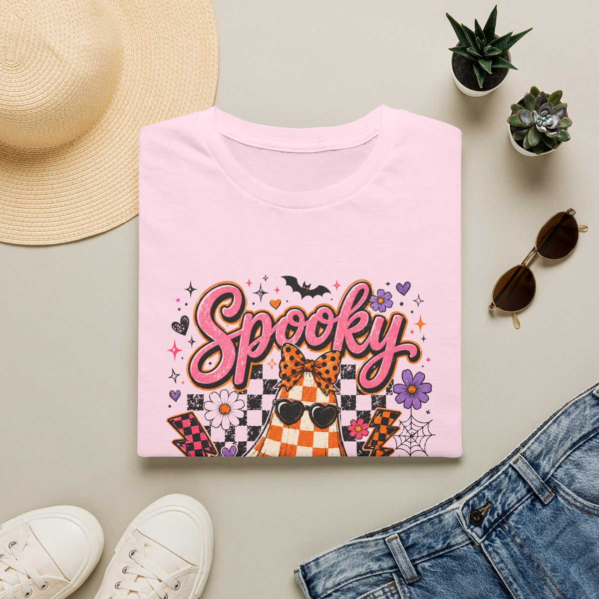 Spooky Mama Tee - Gildan