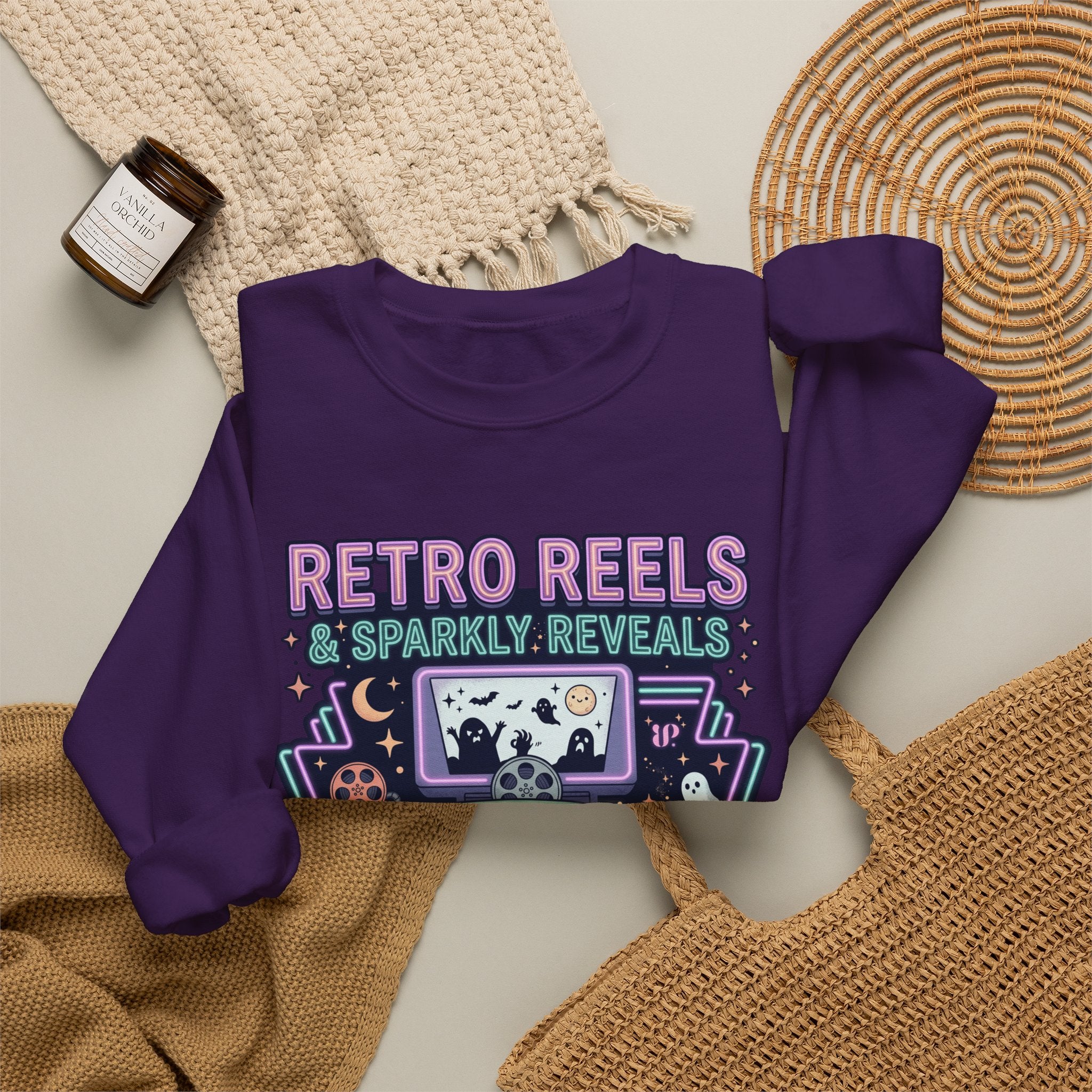 Retro Reels Sweatshirt - Gildan