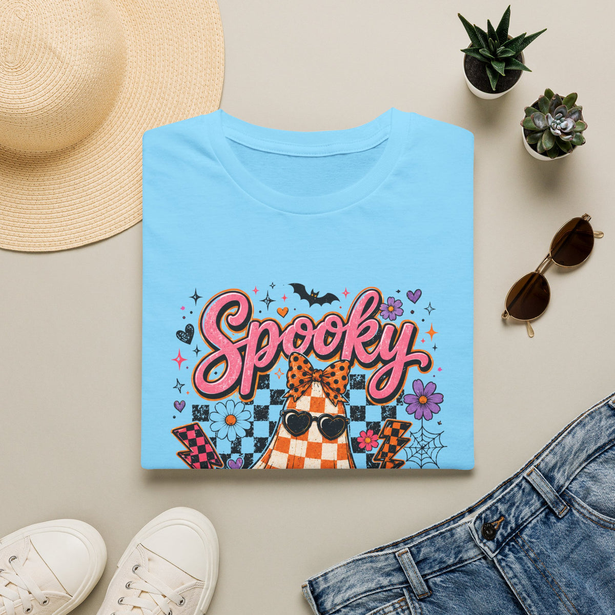 Spooky Mama Tee - Gildan
