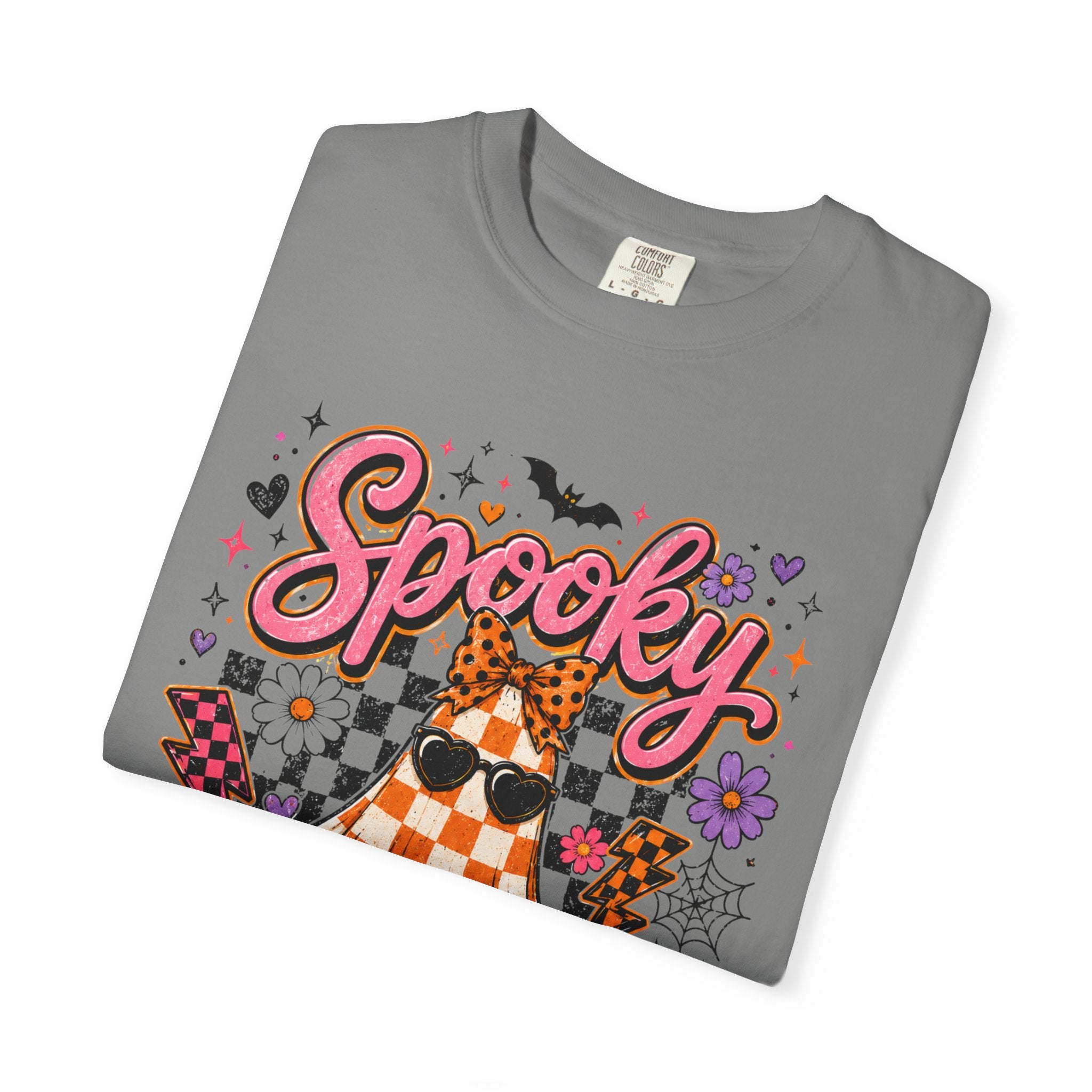 Spooky Mama Tee - Comfort Colors