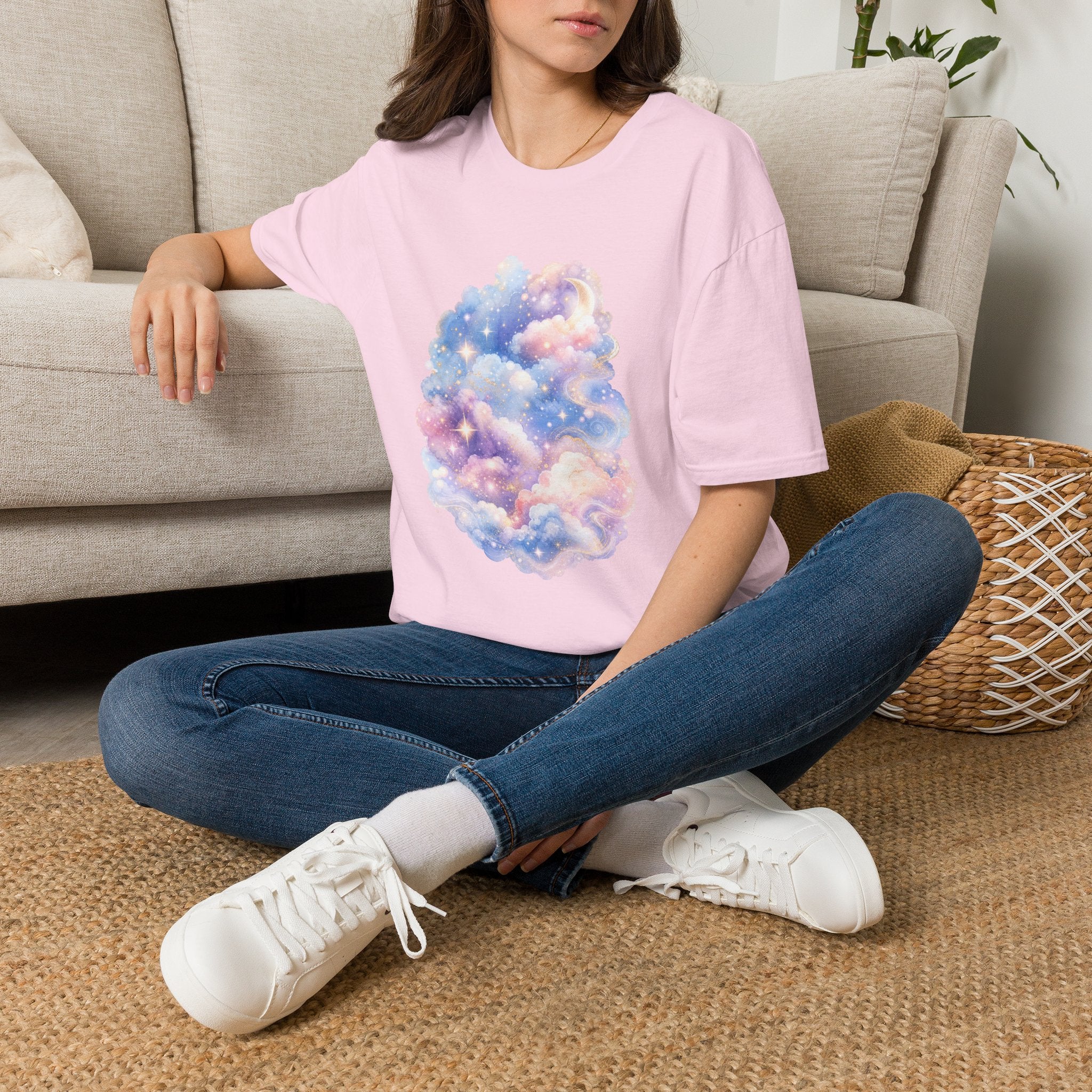Love Leaves a Halo Tee - Gildan
