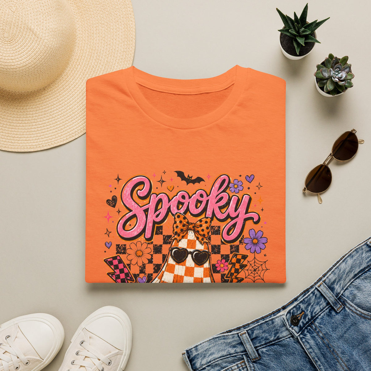Spooky Mama Tee - Gildan