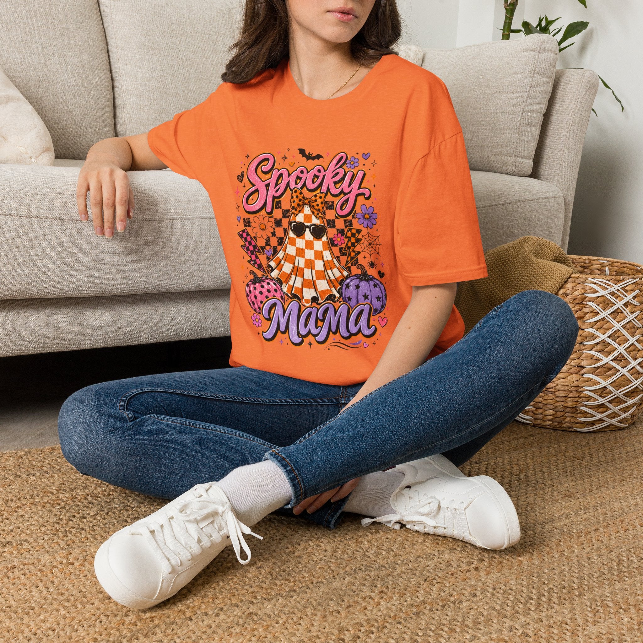 Spooky Mama Tee - Gildan