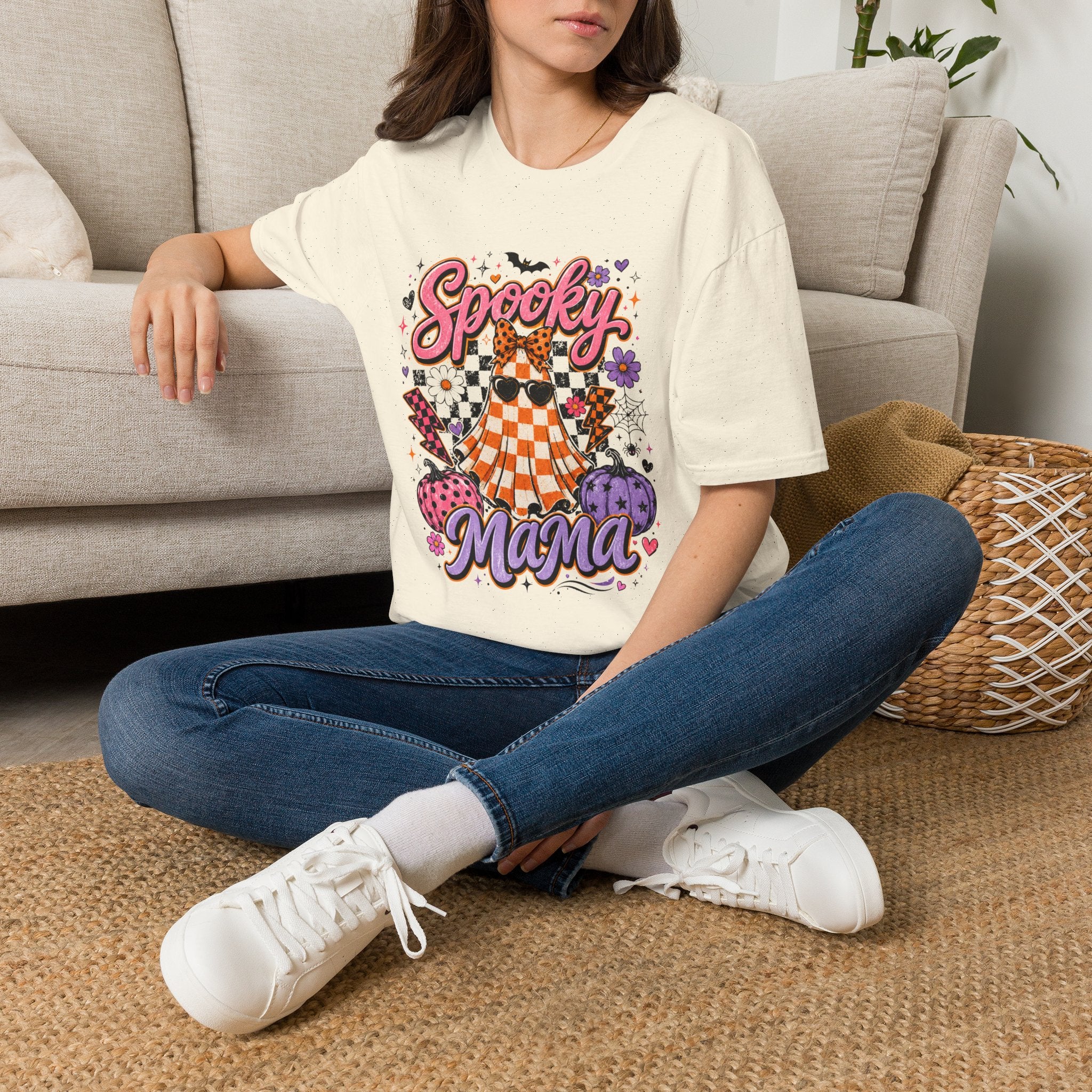 Spooky Mama Tee - Gildan