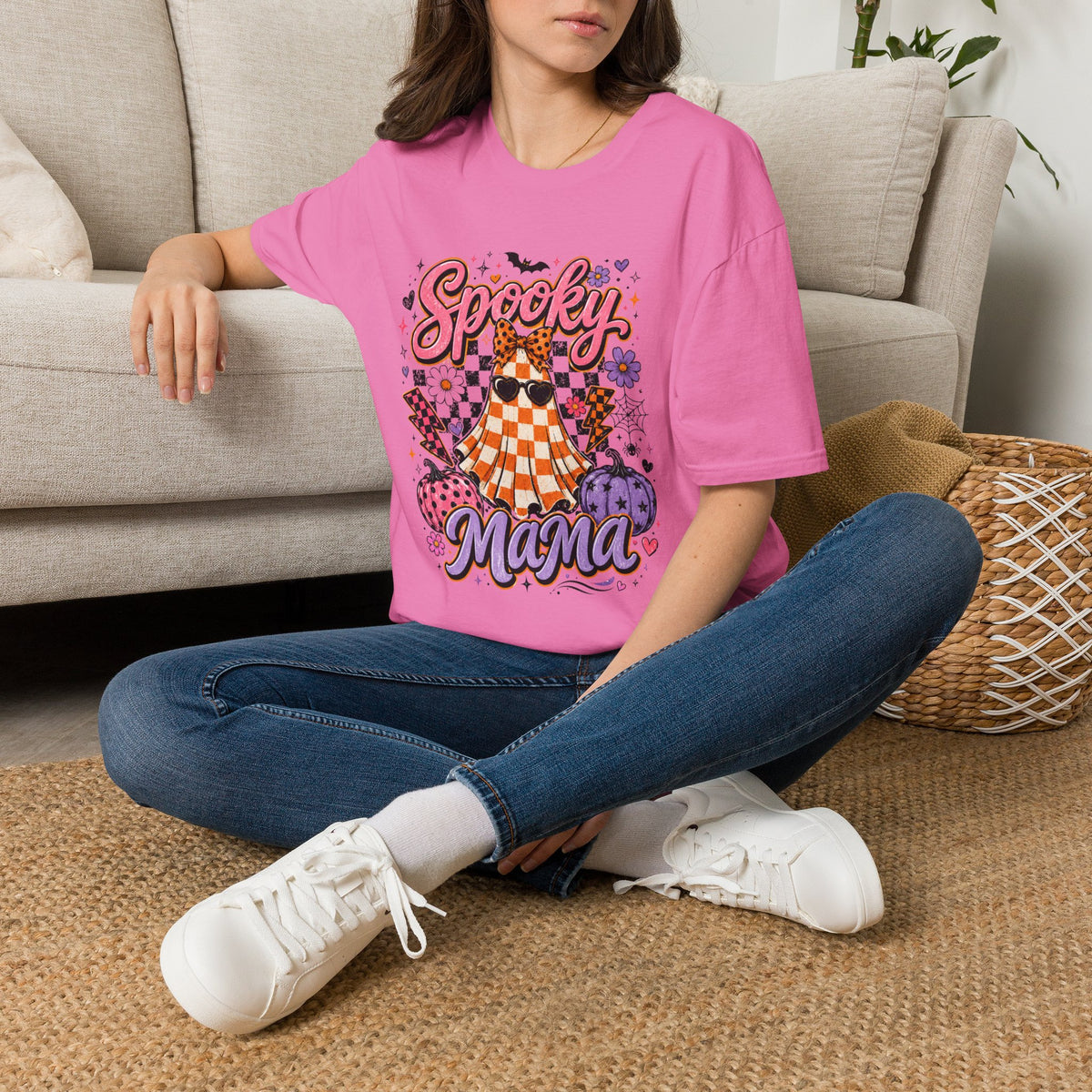 Spooky Mama Tee - Gildan