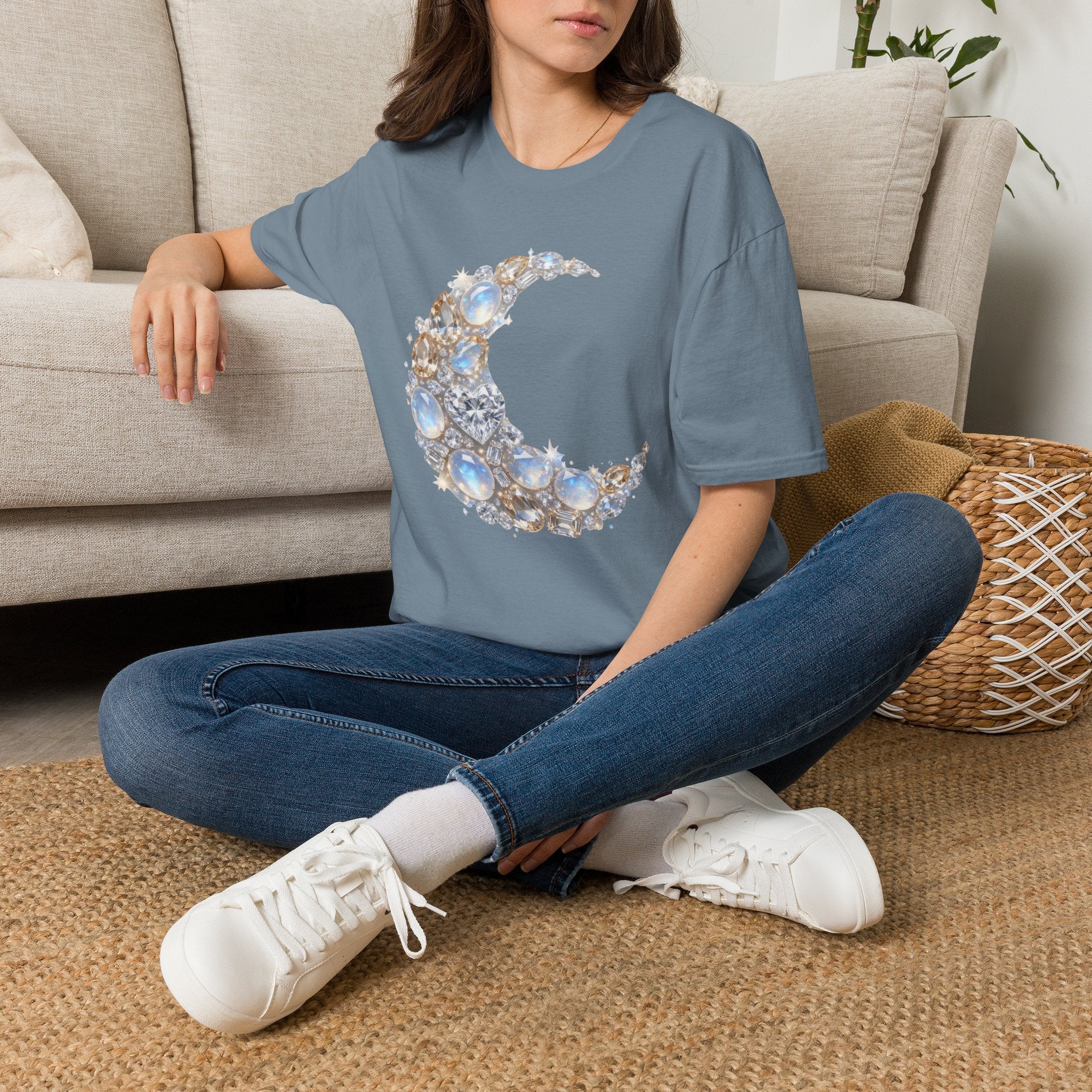 Crescent Moon Tee - Gildan