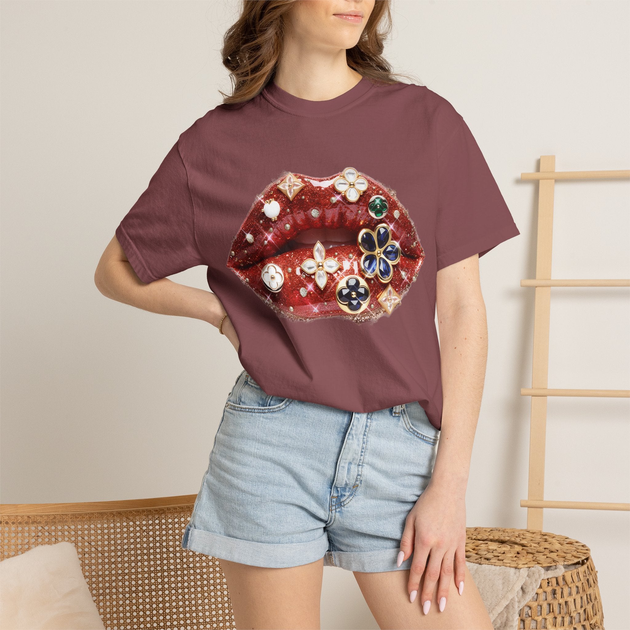 Jewel Lips Tee - Comfort Colors
