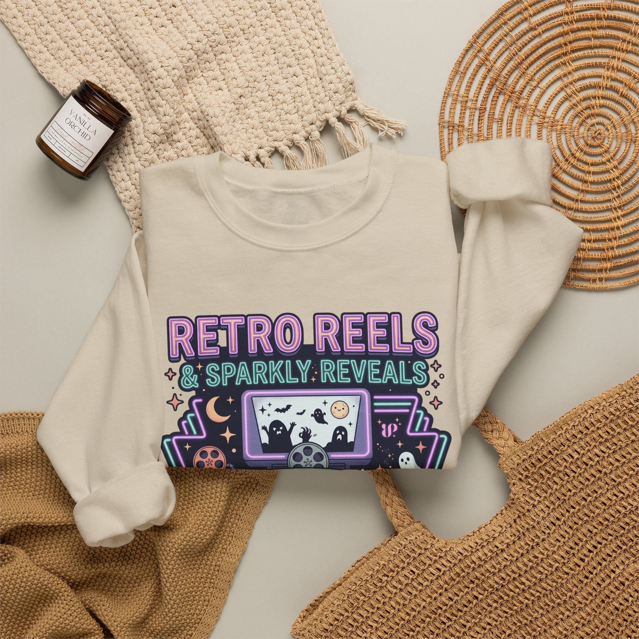 Retro Reels Sweatshirt - Gildan
