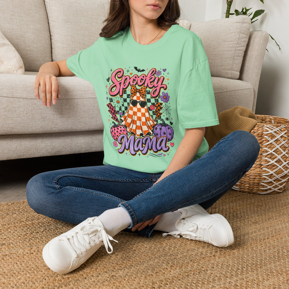 Spooky Mama Tee - Gildan