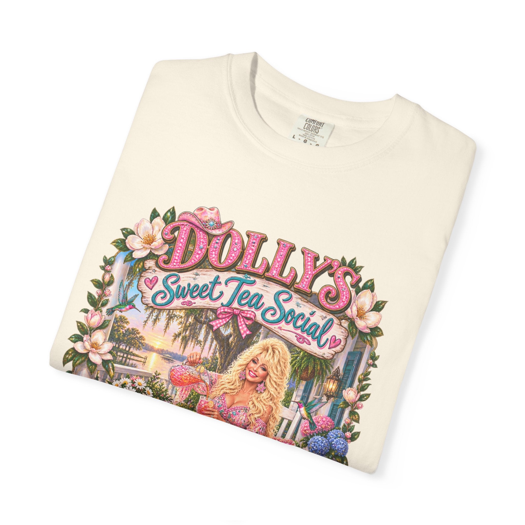 Dolly's Sweet Tea Social Tee