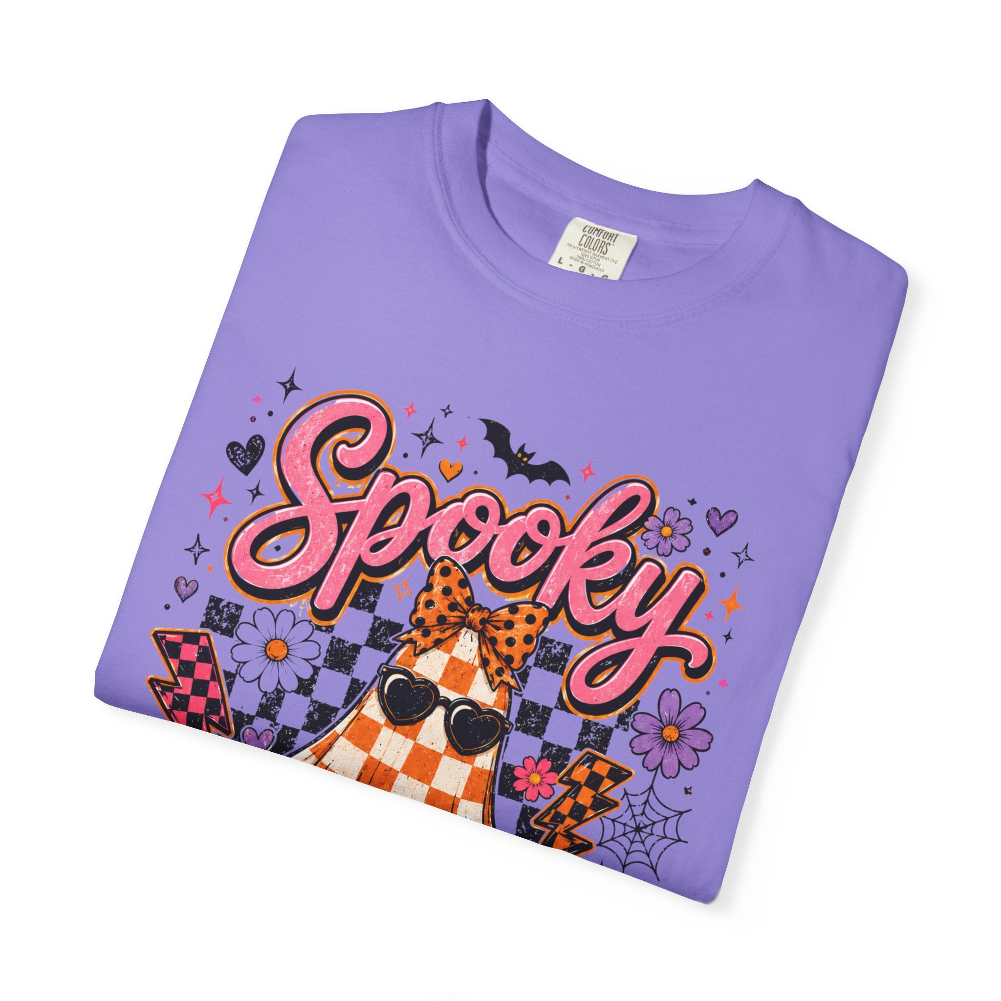 Spooky Mama Tee - Comfort Colors