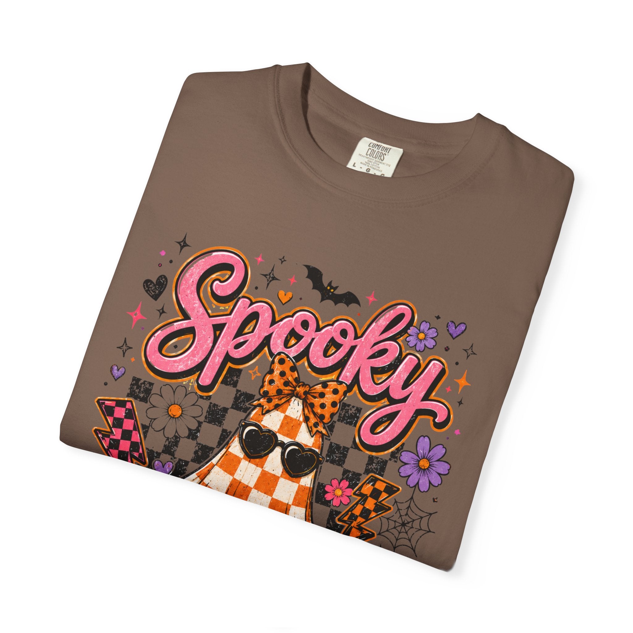 Spooky Mama Tee - Comfort Colors