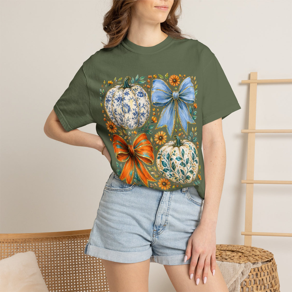 Pumpkin Bows Tee - Comfort Colors