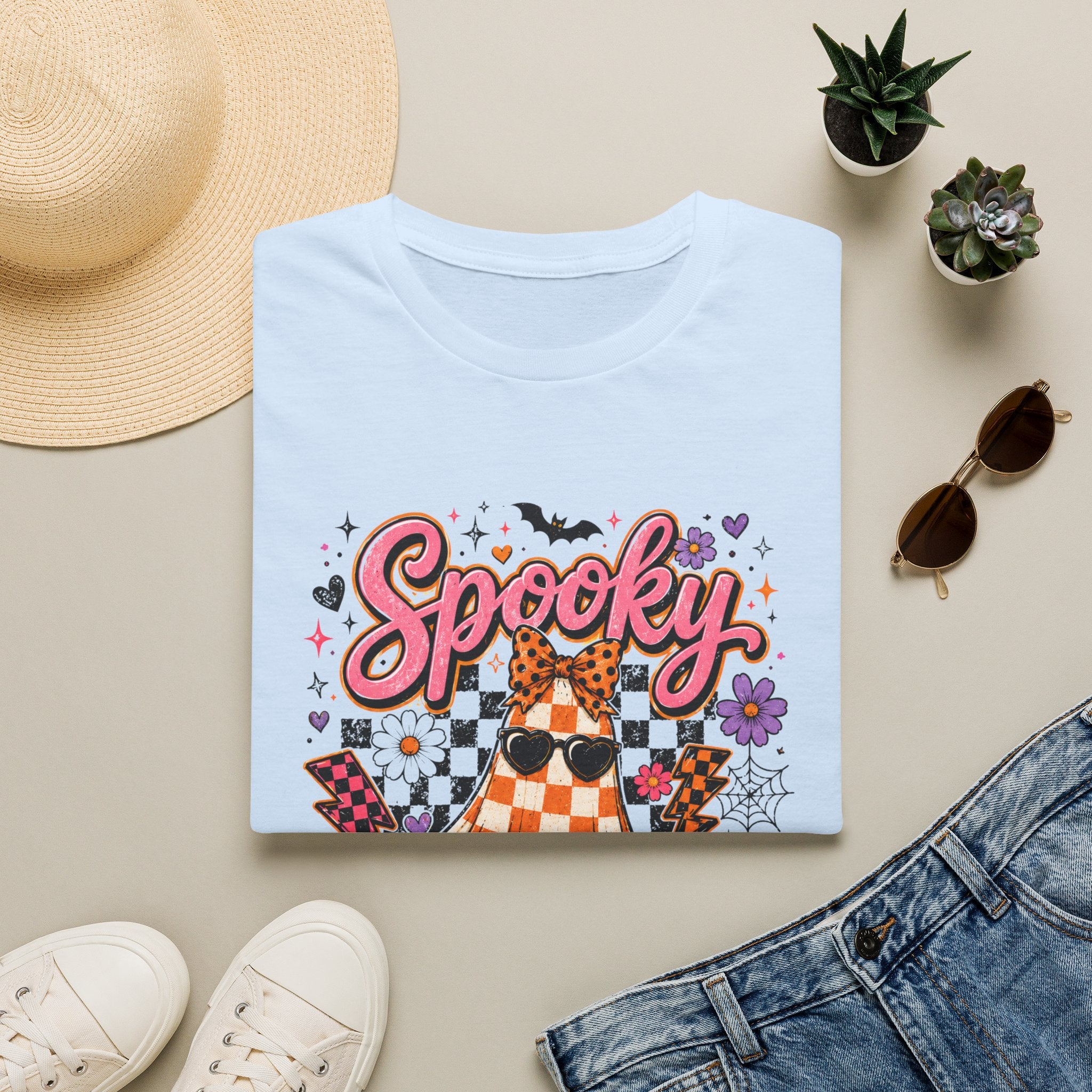 Spooky Mama Tee - Gildan