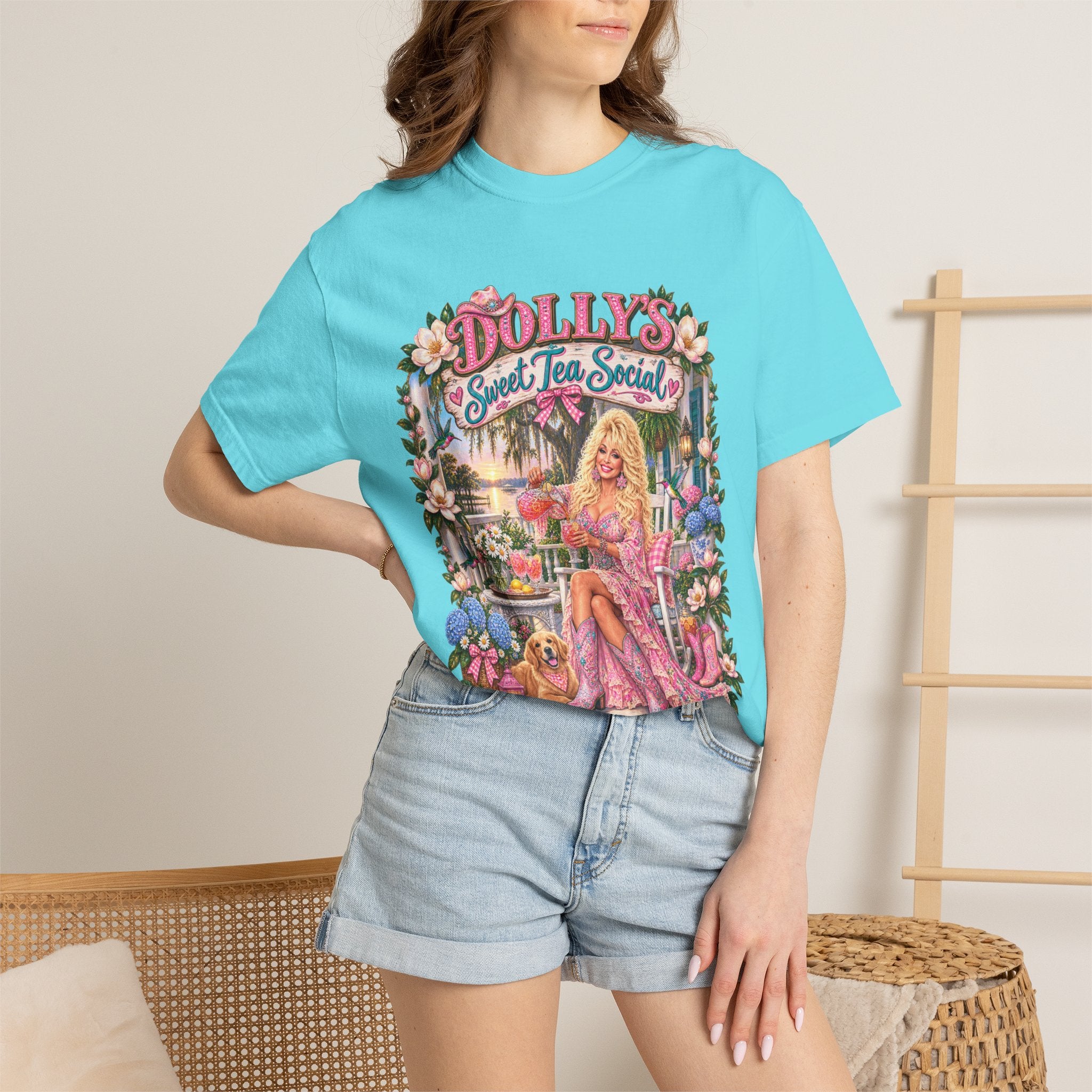 Dolly's Sweet Tea Social Tee