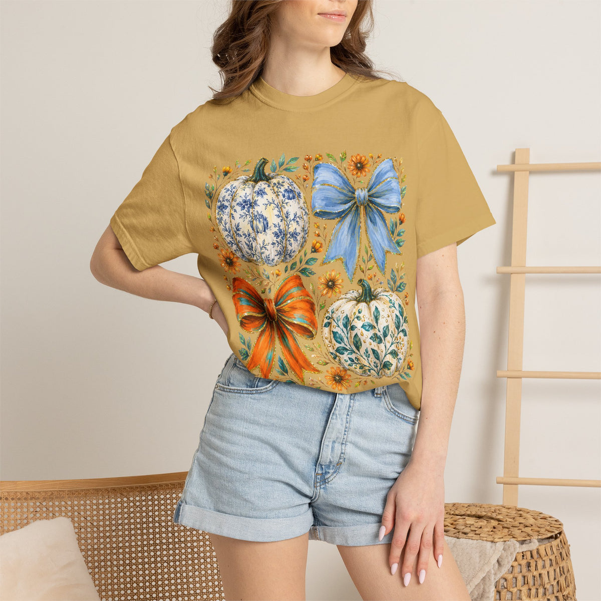 Pumpkin Bows Tee - Comfort Colors