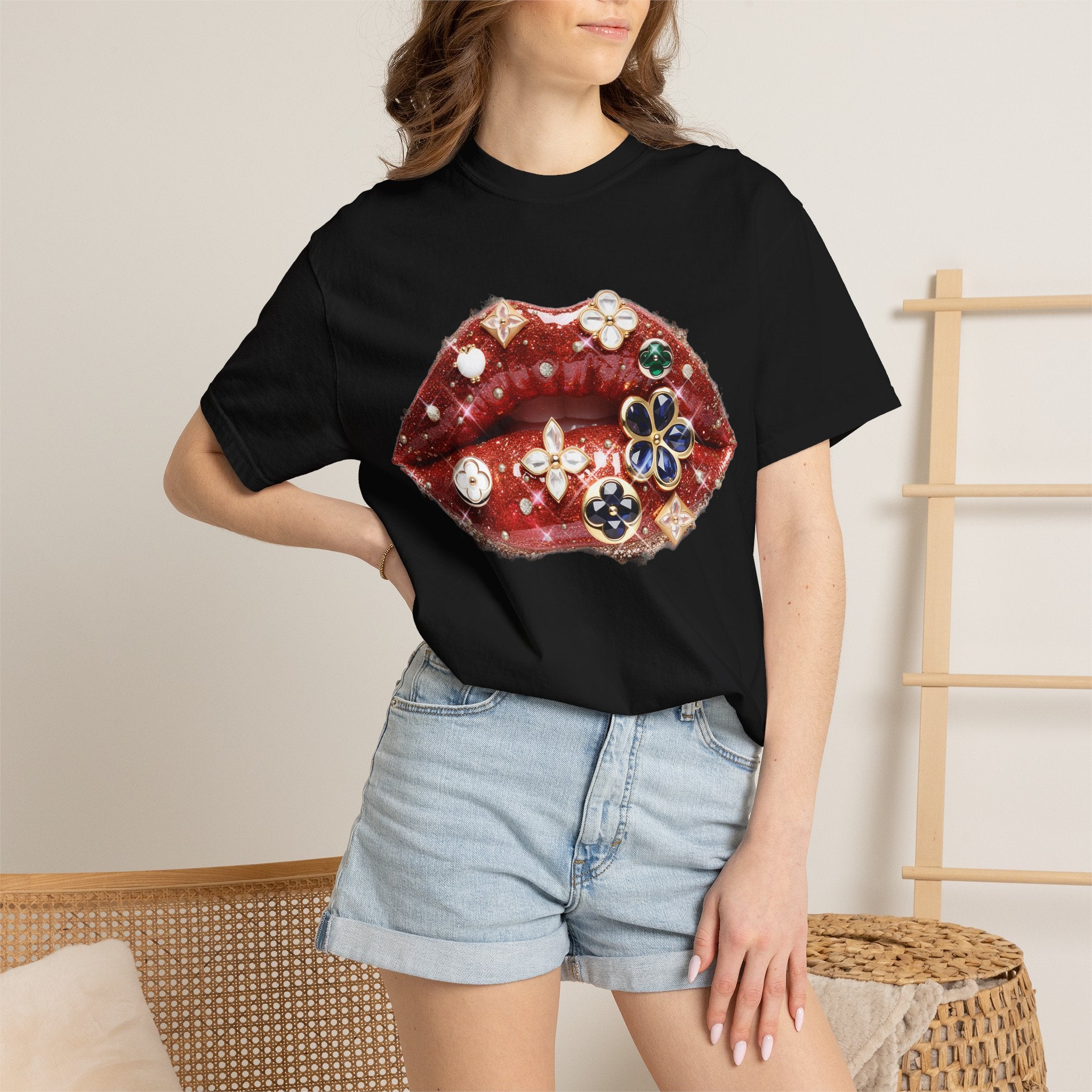 Jewel Lips Tee - Comfort Colors
