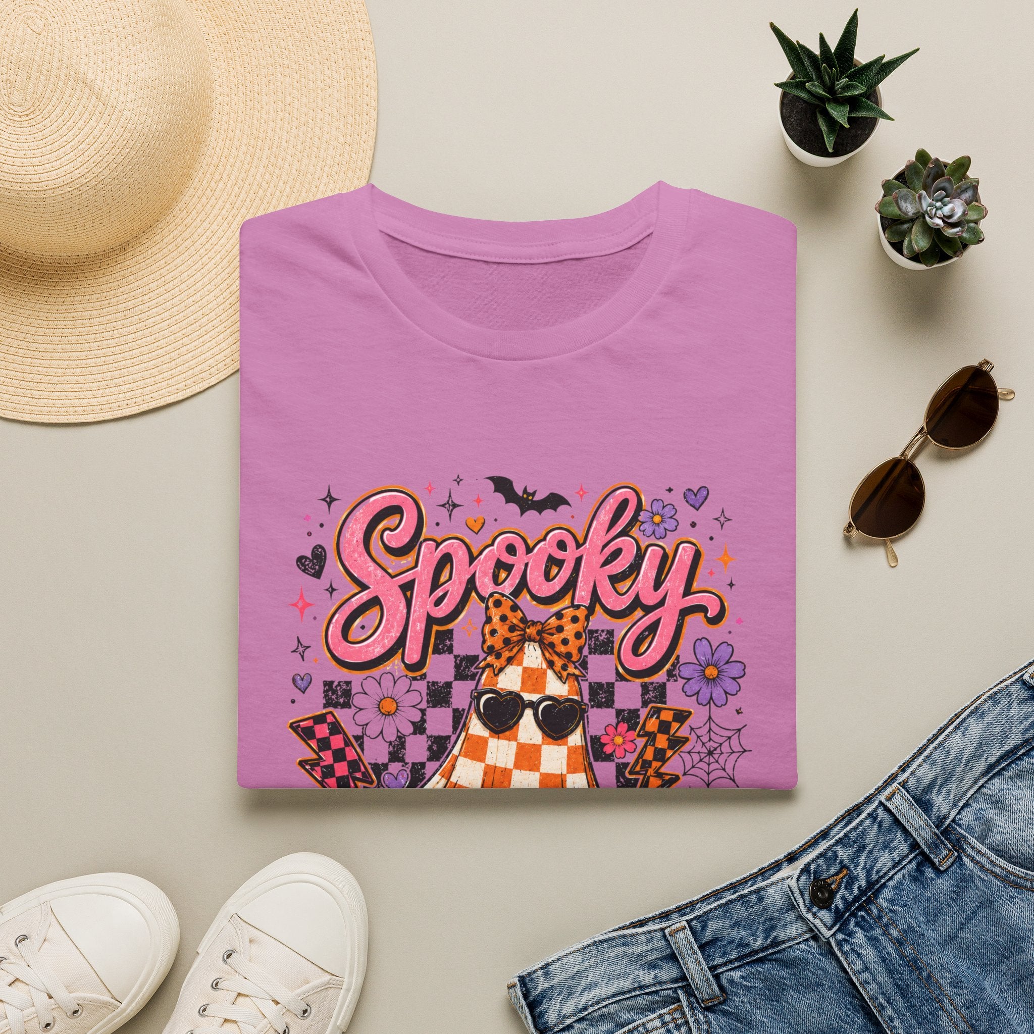 Spooky Mama Tee - Gildan