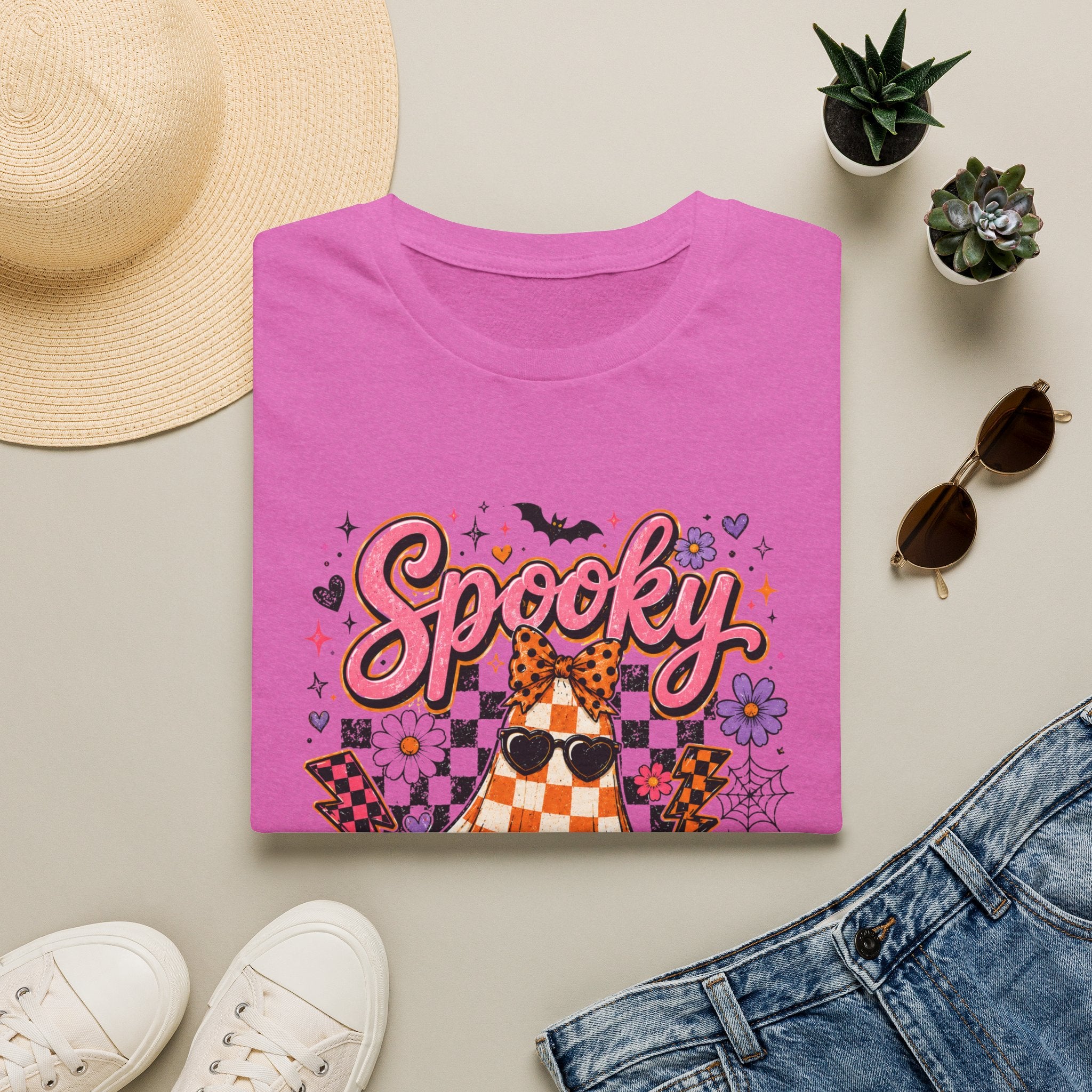 Spooky Mama Tee - Gildan