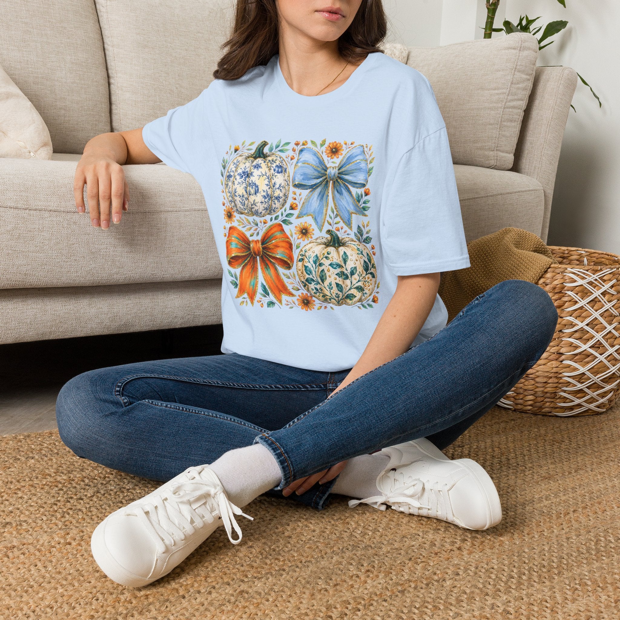 Pumpkin Bows Tee - Gildan