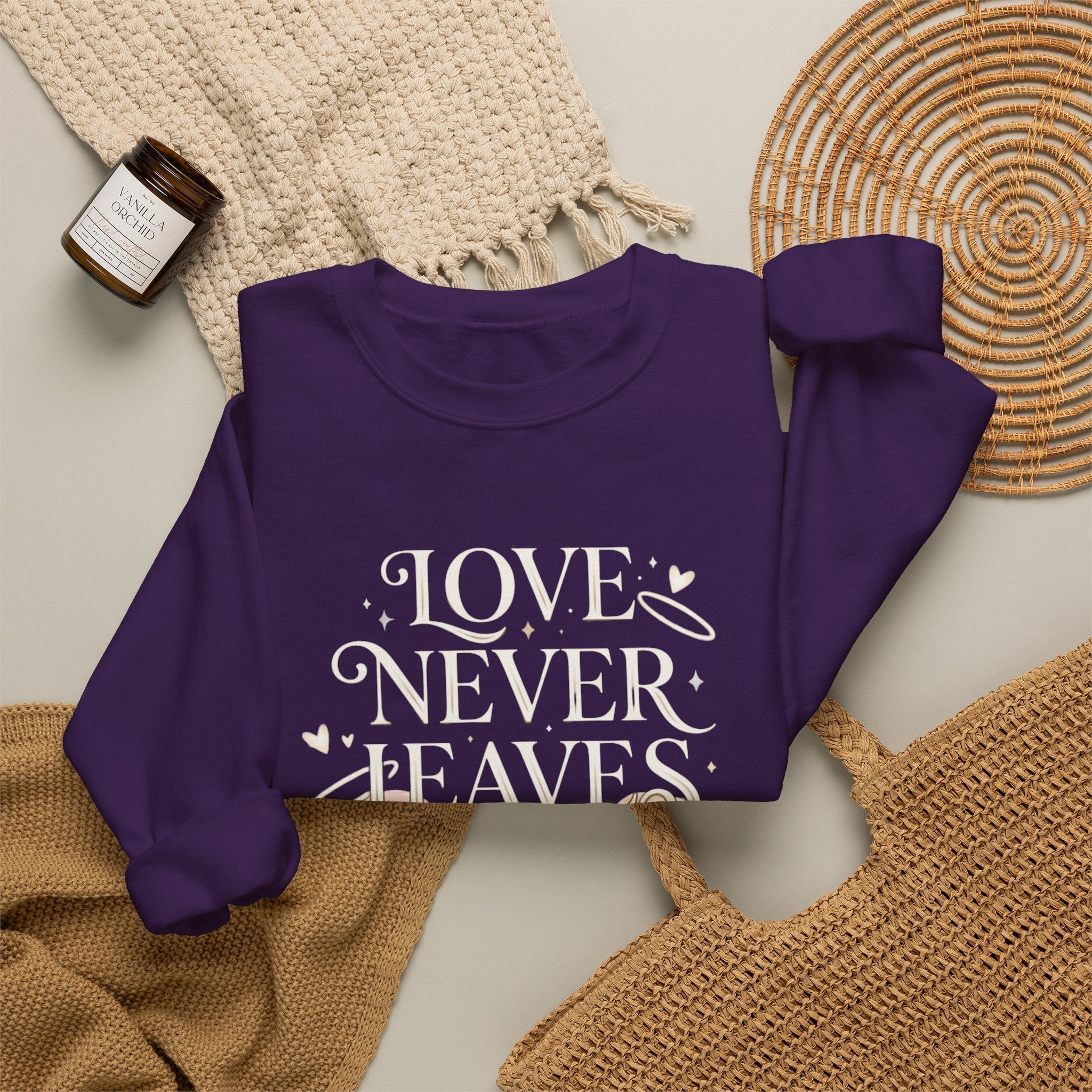 Love Never Leaves Sweatshirt - Gildan