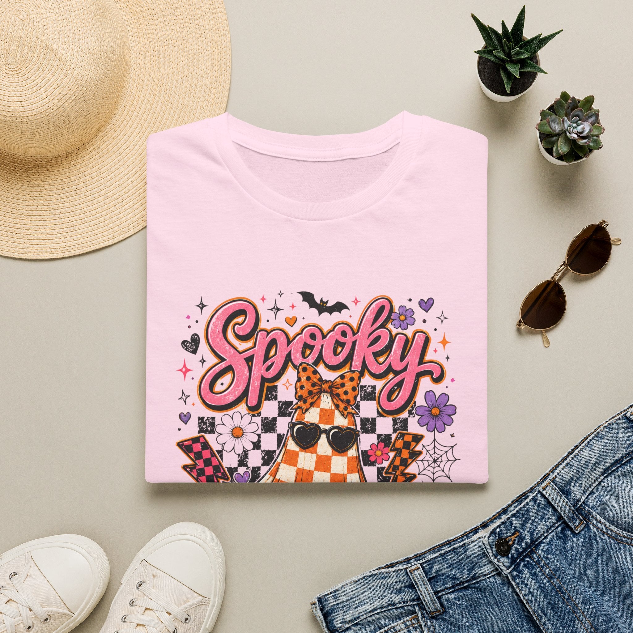 Spooky Mama Tee - Gildan