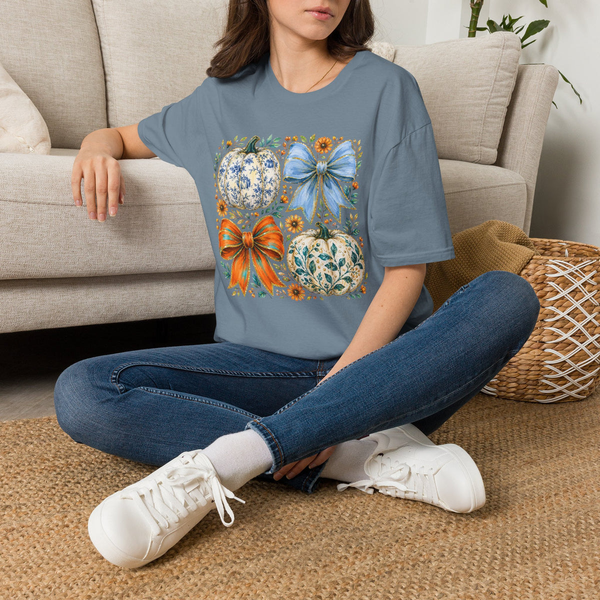 Pumpkin Bows Tee - Gildan