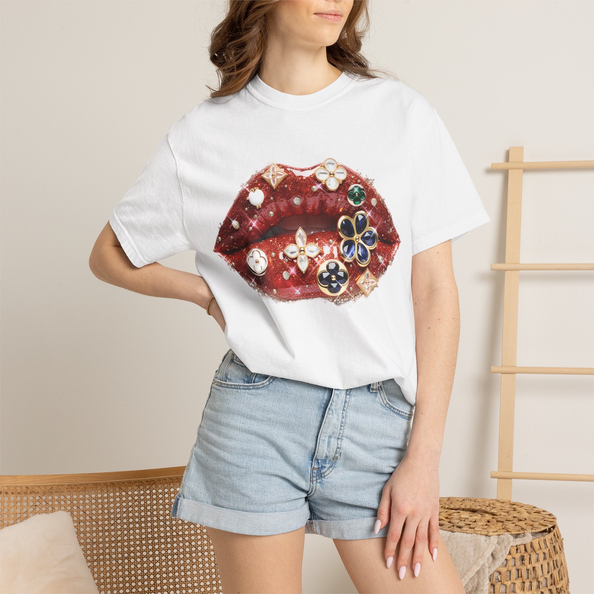 Jewel Lips Tee - Comfort Colors