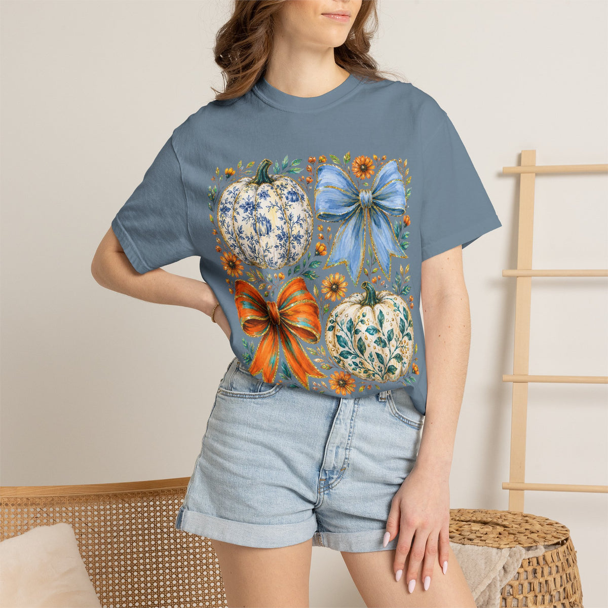 Pumpkin Bows Tee - Comfort Colors