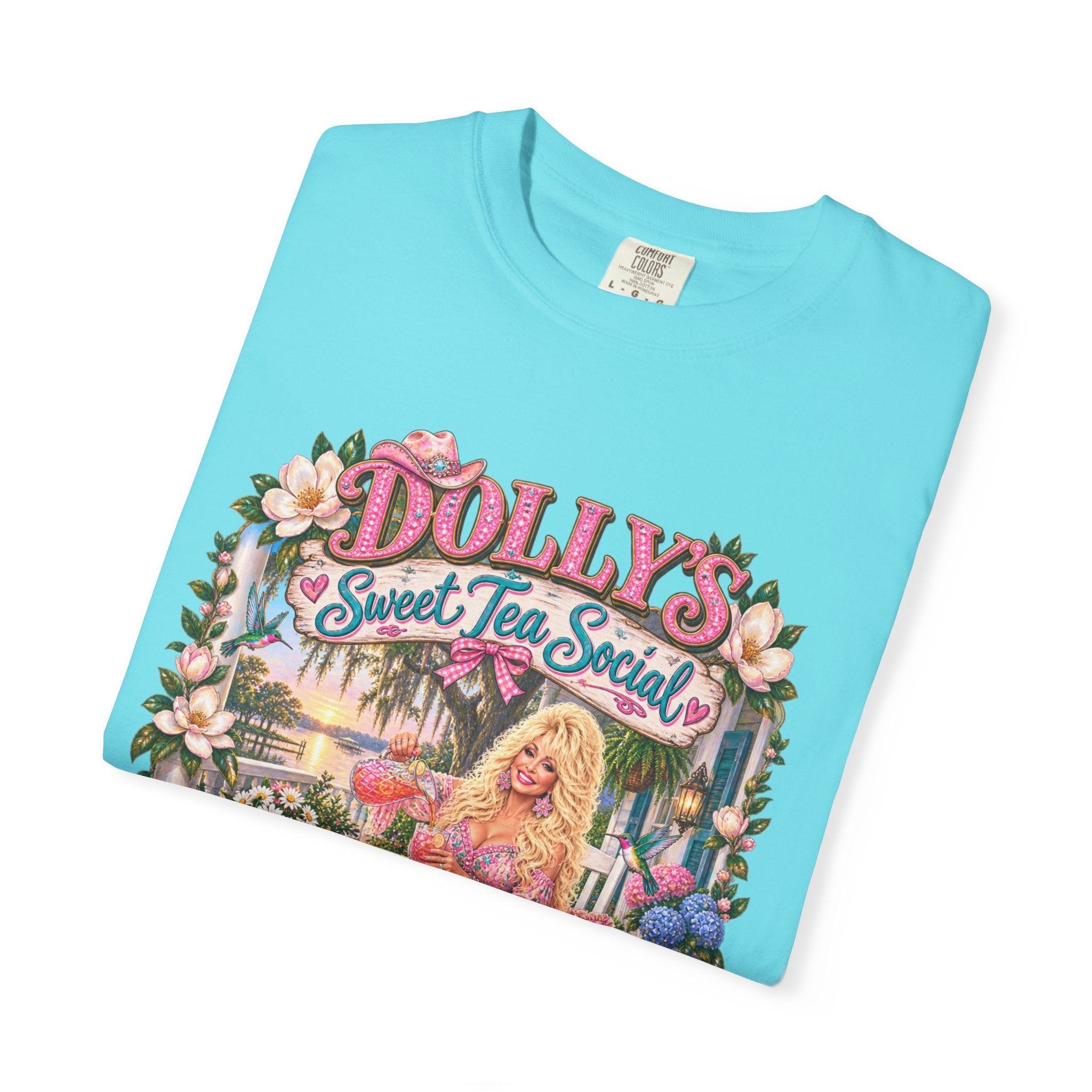 Dolly's Sweet Tea Social Tee
