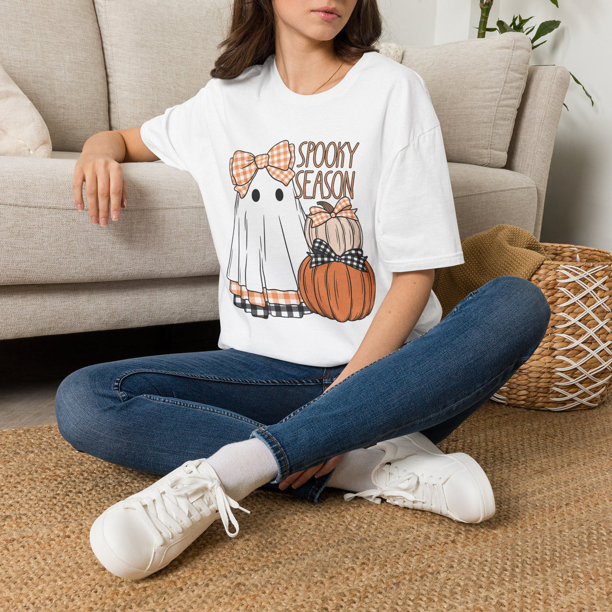 The Bow Ghost Tee - Gildan