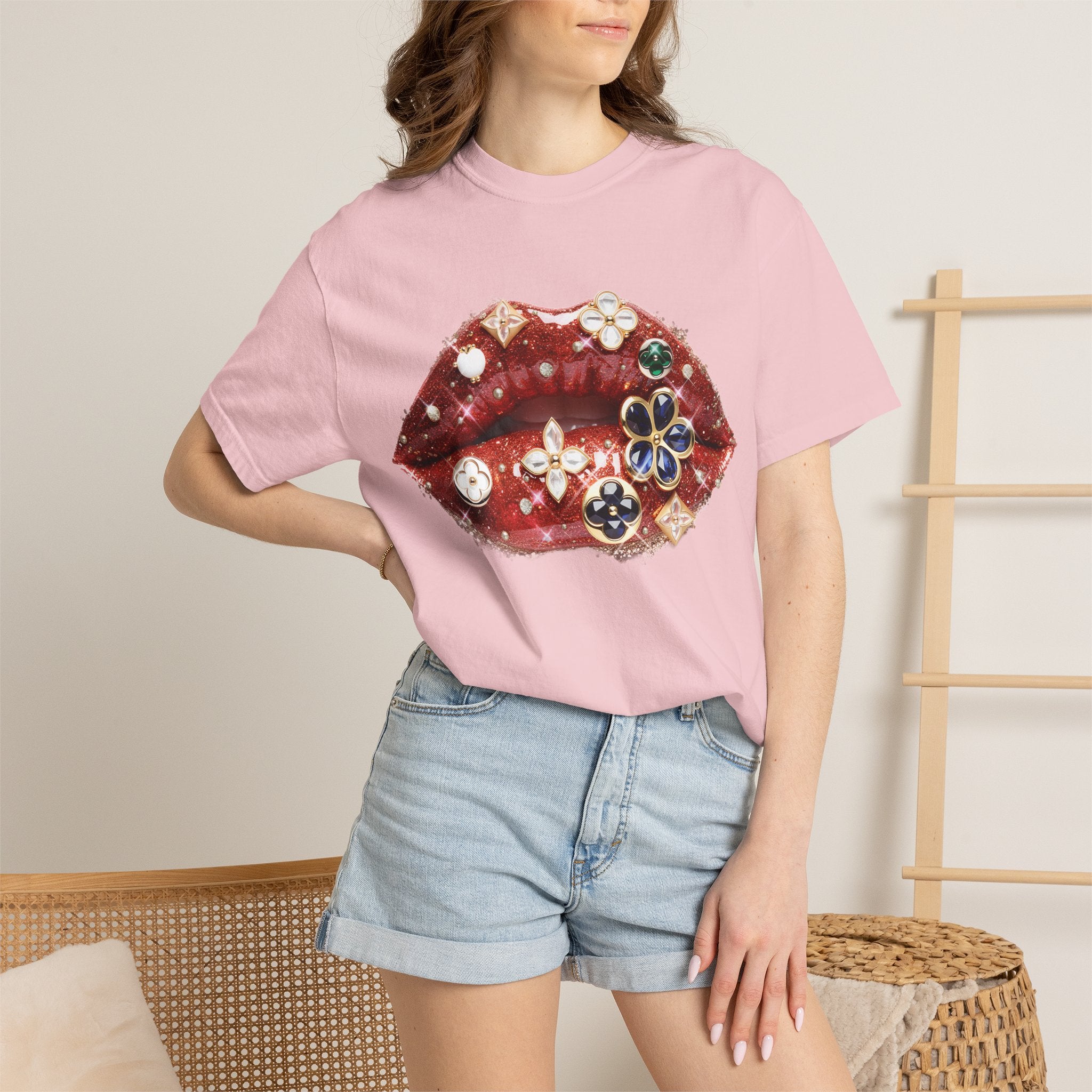 Jewel Lips Tee - Comfort Colors