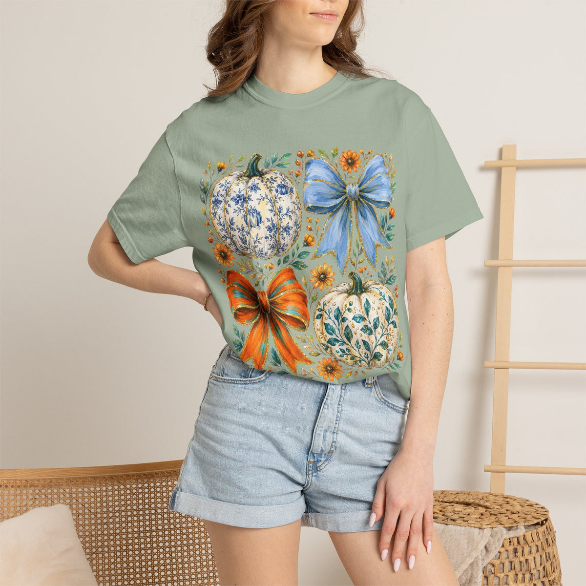 Pumpkin Bows Tee - Comfort Colors